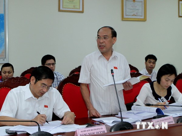 Вьетнамские депутаты обсуждали законопроекты о социальном страховании и профобучении